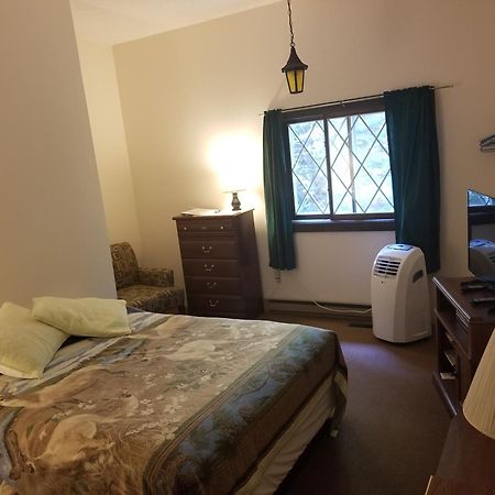 Kancamagus Swift River Inn Albany Δωμάτιο φωτογραφία